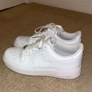NIKE AIR FORCE ONES